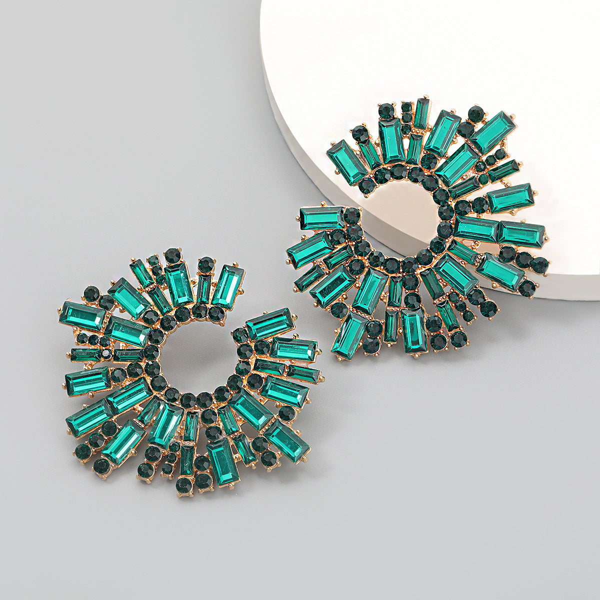 Wholesale Water Diamond Sunflower Alloy Earrings